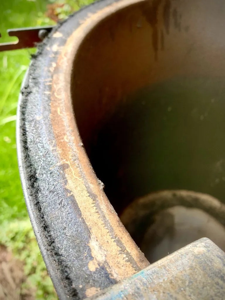 Remove the Old Gaskets 2