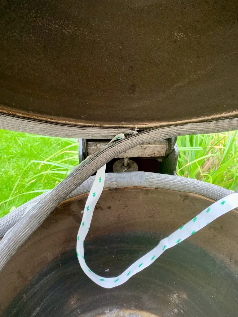 Attach top gasket 2