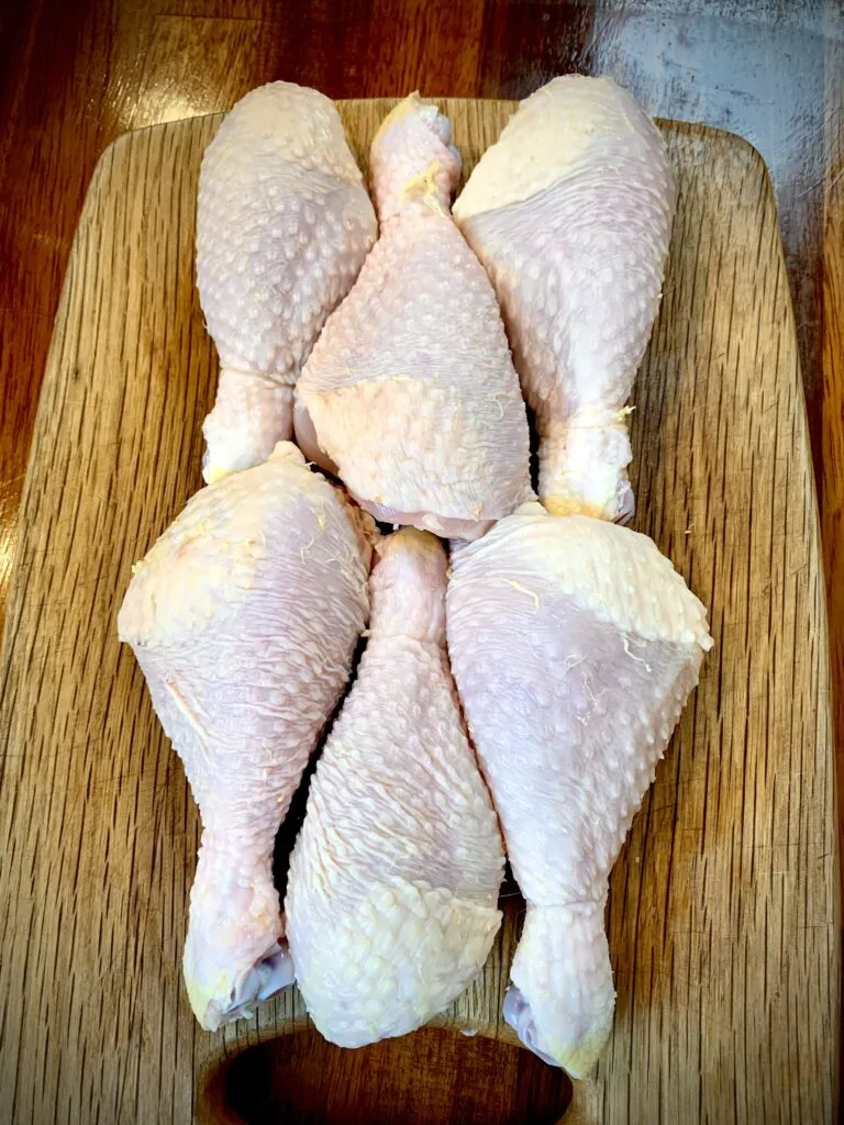 Butchered chicken drumsticks